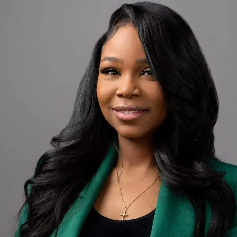 Headshot of QueQuerra Crenshaw